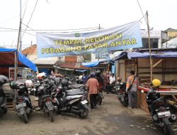Pasar Anyar Tangerang Kembali Beroperasi