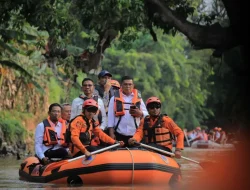 Tinjau Langsung Titik Rawan Banjir