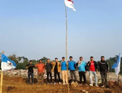 KNPI Pandeglang Gelar Upacara di TPA Bangkonol