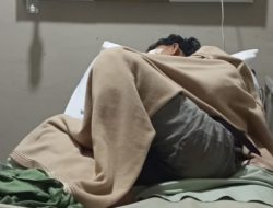 Disiram Cairan Pembersih Lantai