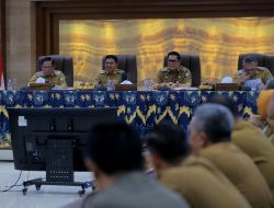 Hadapi Musim Hujan, Sachrudin Minta Camat-Lurah Lebih Aktif